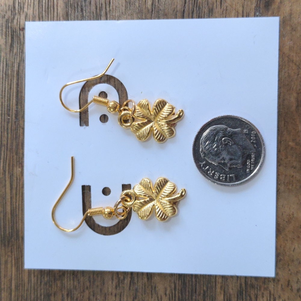 Four Leaf Clovers Earrings Gold